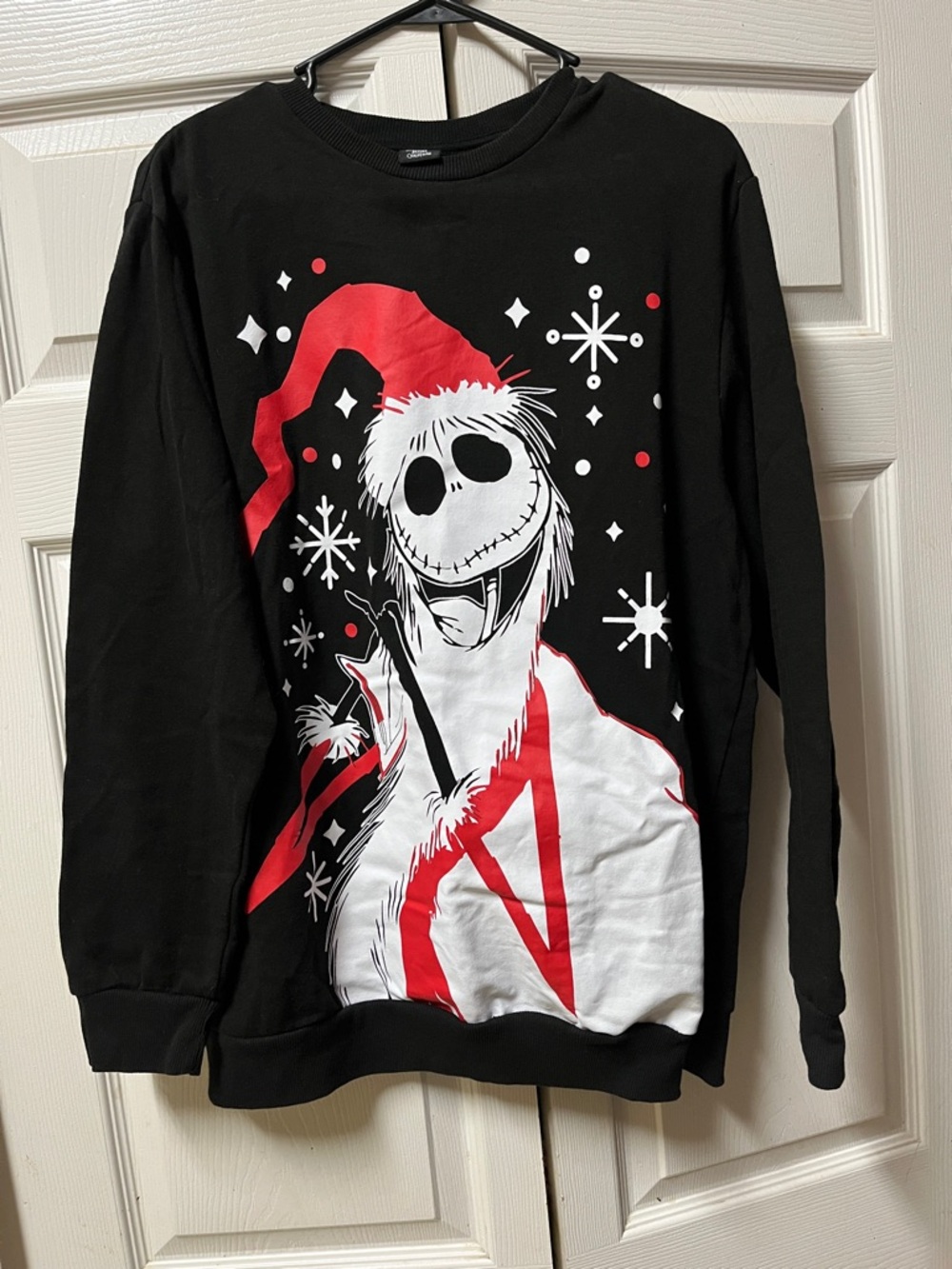 Disney nightmare before Christmas women’s black red white sweatshirt large 42–44
